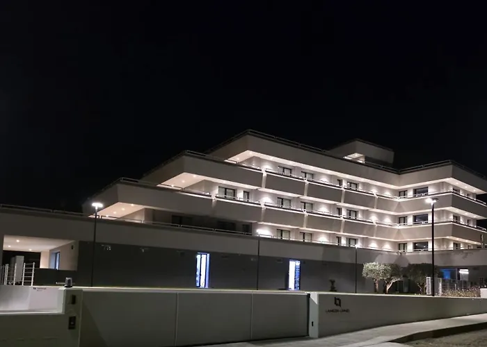 Lamezia Living 酒店 *