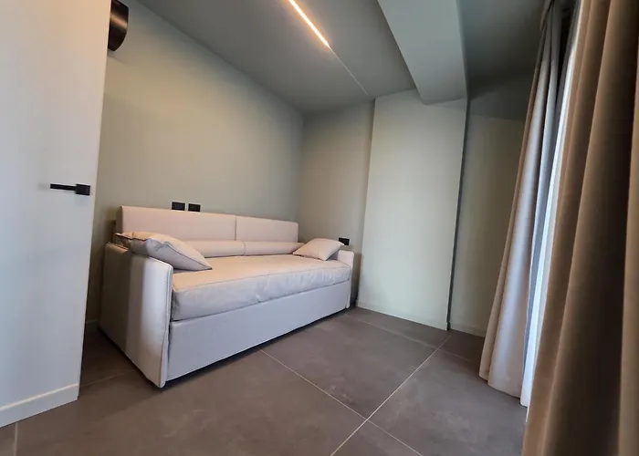 Lamezia Living * 拉默齐亚泰尔默