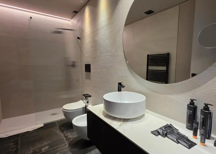 酒店 Lamezia Living 拉默齐亚泰尔默